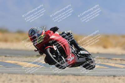 media/Mar-21-2025-CVMA Friday Practice (Fri) [[30cd4fe323]]/5-Racer 4/Session 4 (Turn 16)/